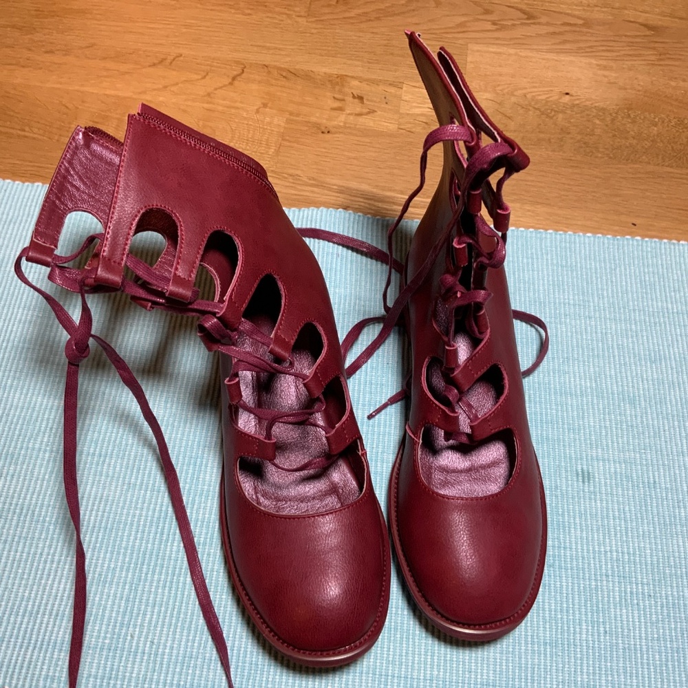 Boots - Picture 6 of 6